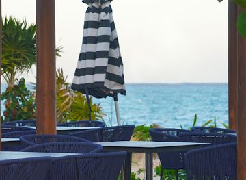 mexico/playa-del-carmen/punta-esmeralda/restaurant/faro-azul