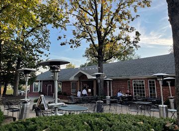 arkansas/bentonville/restaurant/table-at-the-hickory-inn