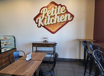 nevada/north-las-vegas/restaurant/petite-kitchen