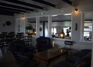 iceland/southern-peninsula/restaurant/sjavarsetrio