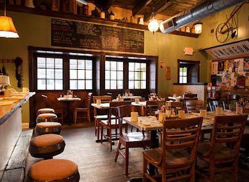 pennsylvania/philadelphia/northern-liberties/restaurant/honey-s-sit-n-eat