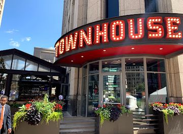 michigan/detroit/restaurant/townhouse