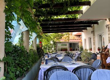 montenegro/ljesanska-nahija/restaurant/adriatic