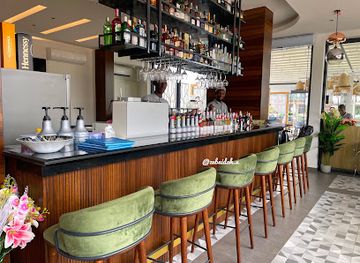 ghana/wli-waterfalls/restaurant/le-pavillon-restaurant