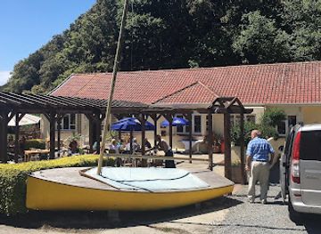 guernsey/petit-bot-bay/restaurant/le-gouffre-cafe