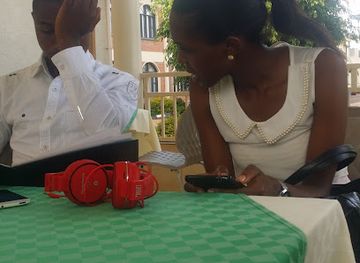 rwanda/butare/restaurant/5-5-bar-restaurant