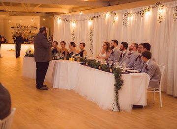 iowa/newton/restaurant/the-thunderdome