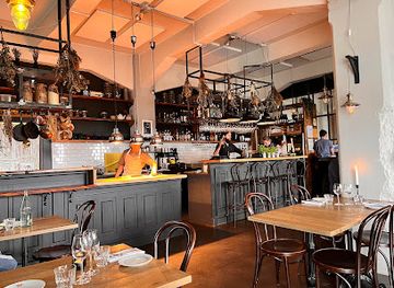 iceland/reykjavik/vesturbar/restaurant/matur-og-drykkur