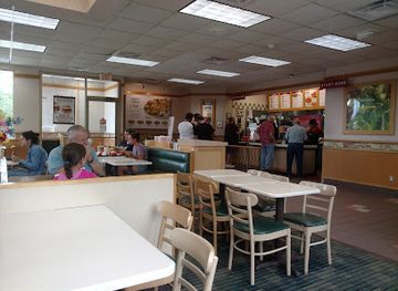 connecticut/bear-mountain/restaurant/wendy-s