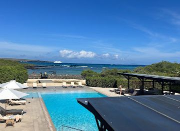 ecuador/galapagos-islands/restaurant/finch-bay-restaurante