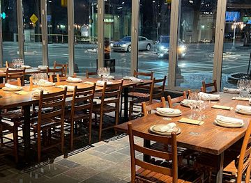 north-carolina/charlotte-area/restaurant/the-king-s-kitchen