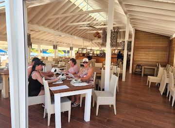 british-virgin-islands/anegada/restaurant/pirates-bight