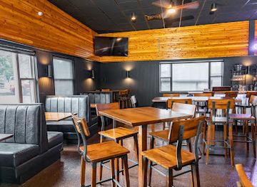 new-hampshire/lakes-region/restaurant/dox-on-winnisquam