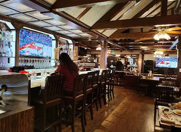 washington/bellevue/wilburton/restaurant/the-crab-pot-bellevue