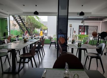 ghana/accra/restaurant/pinocchio-la-piazza-restaurants-osu