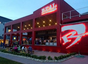 north-carolina/outer-banks/restaurant/watermen-s-bar-grill