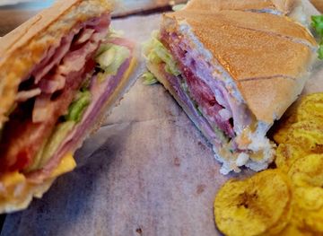 connecticut/new-britain/restaurant/criollisimo-sandwich-shop