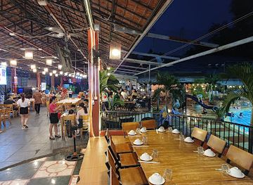 vietnam/ho-chi-minh-city/district-10/restaurant/nha-hang-cong-gio-am-thuc-mien-bien