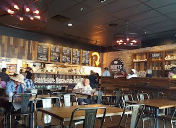 california/joshua-tree-national-park/restaurant/dickeys-barbecue-pit