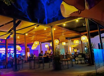 mozambique/maputo-city/restaurant/artistas