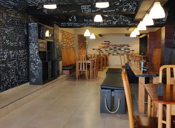 malta/bugibba/restaurant/happy-pigs-restaurant