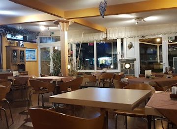 slovenia/portoroz/restaurant/zlato-sidro