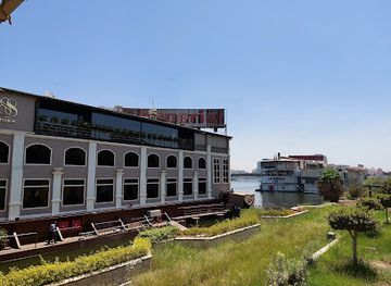 egypt/nile-delta/restaurant/ala-el-nil-tent