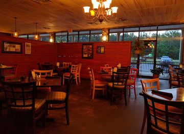 west-virginia/mid-ohio-valley/restaurant/christopher-s-eats