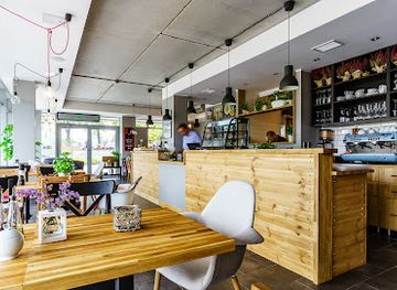 poland/gdansk/restaurant/lula-food-drink