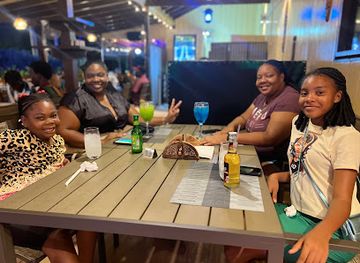 saint-kitts-and-nevis/newcastle/restaurant/chill-beach-bar-grill