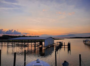 alabama/mobile-bay/restaurant/grand-mariner-restaurant-marina