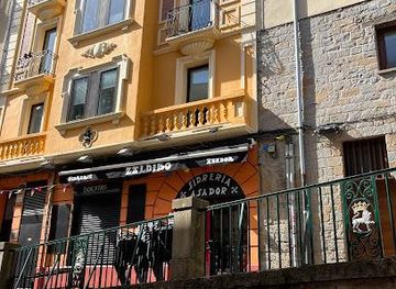spain/navarre/restaurant/zaldiko-basque-cider-house