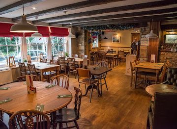 united-kingdom/pembrokeshire/restaurant/castle-inn