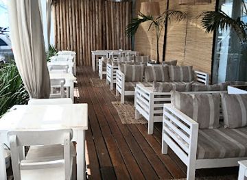 uruguay/cuchilla-grande/restaurant/parador-rocha