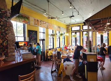 texas/galveston/restaurant/yaga-s-cafe