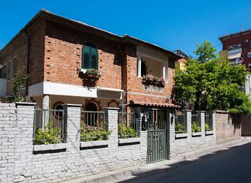 albania/tirana/restaurant/estia