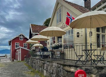 norway/sogn-og-fjordane/restaurant/pearl-by-harbor-at-peters-plass