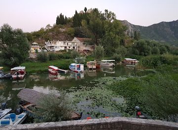 montenegro/lake-skadar/restaurant/antika-restoran