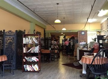 vermont/brattleboro/restaurant/tulip-bar-and-restaurant