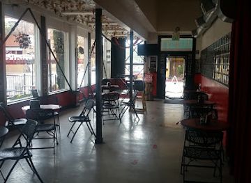 california/martinez/restaurant/luigi-s-deli-market