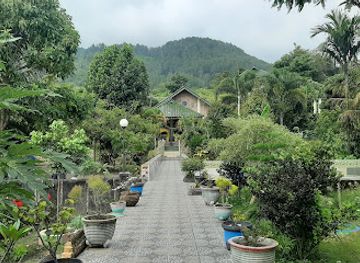 indonesia/lake-toba/restaurant/borobudur-house