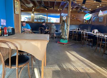 maryland/assateague-island-national-seashore/restaurant/the-shrimp-boat-restaurant-and-seafood-market