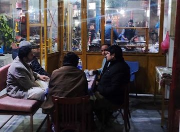 pakistan/southern-punjab/restaurant/anwar-maano-karahi-gousht-tika-shop