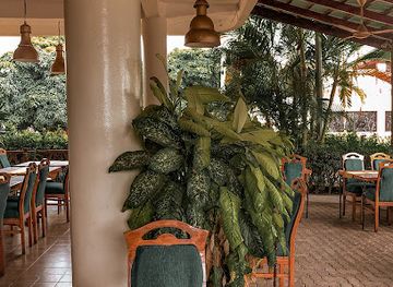 the-gambia/serrekunda/restaurant/3-chicks-a-grill