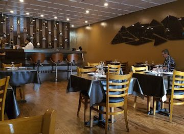 canada/regina/downtown-regina/restaurant/caraway-grill-regina-downtown