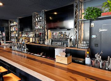 minnesota/lake-superior/restaurant/lake-effect-restaurant-bar