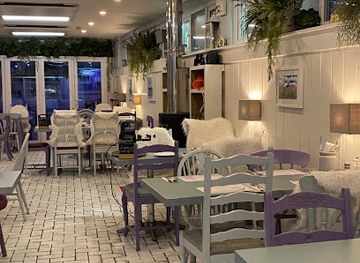 jersey/gorey/restaurant/the-lookout-beach-cafe-restaurant