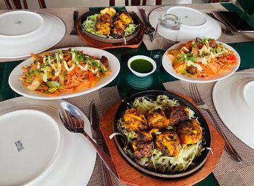 vietnam/ha-long-bay/restaurant/indian-master-food-restaurant-ha-long-bai-chay