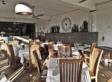 mauritius/pointe-aux-piments/restaurant/l-ananas