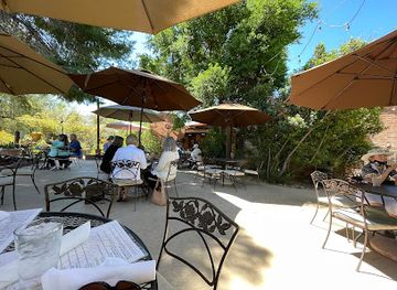 arizona/pima-county/restaurant/tohono-chul-gardens-galleries-and-bistro